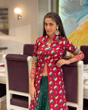 Rishikka Bali Instagram - From the sets of #sirftum @colorstv