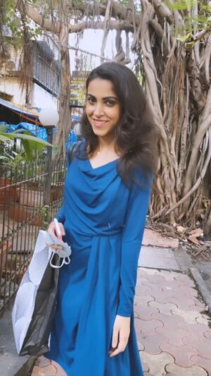 Rishikka Bali Instagram - Smile 😘😁

#titli #newfilter #bluedress #reel #reels #reelitfeelit #reelsinstagram #reelvideo #explore #explorepage✨ #explorer #audiosforedits #auditions