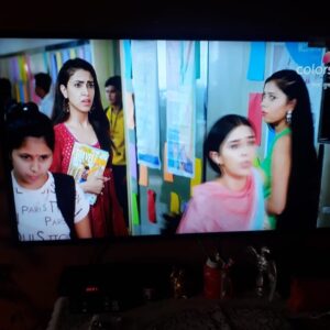Rishikka Bali Instagram - Watch #SirfTum on colours or on Voot. Sharing clips of episode 41 and 42. 

#tvactress #colors #voot