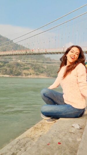 Rishikka Bali Instagram - Go to the places where you feel mesmerised 🏞

...
...
#reels #reelsinstagram #repost #explore #exploreindonesia #explorepage #viralpost #viralvideos #travelling #haridwar #reelsviral #reelindia #bloggerswanted #travelgram #createexplore #redlips #nainital #igdaily #travelmore #rishikesh