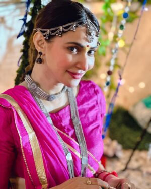 Rishina Kandhari Instagram - Bhaj mann Radhe , Radhe Govinda 💓
