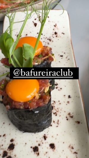 Rita Andrade Instagram - Best place in town 🍽️❤️ @bafureiraclub 

Domingo em família num restaurante que tem não só o melhor polvo, como um sushi divinal e hambúrguer em carne deliciosa e de alta qualidade 😋 @chakall & Gustavo, obrigada pela companhia meus amores ❤️❤️