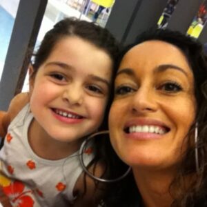 Rita Guerra Instagram - 17 anos🥰🌷 Parabéns,  minha filha linda🥰🥰❤️❤️🌷