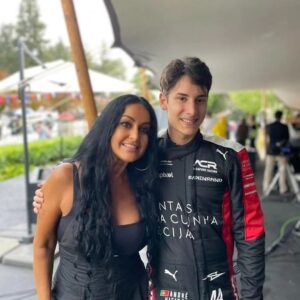 Rita Guerra Instagram - A minha paixão por motores já não vos será desconhecida.
No passado domingo tive a oportunidade de estar no Caramulo para assistir ao evento que ali se realiza há 13 anos, para apoiar o nosso André Vieira.
Visitei o museu e andei no Aston Martin do james Bond🤗
Foi um dia muito emocionante  e uma experiência que aconselho vivamente a quem gosta de carros e motas antigos.

@andre.vieira.racer 
@caramulomotorfestival
@astonmartin