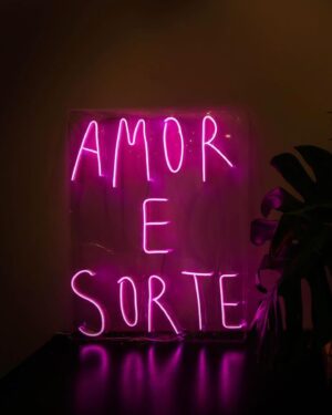 Rita Wainer Instagram - Rita Wainer ❤️‍🔥 Últimos dias de vendas do acervo aberto. Entre em contato no link da bio.