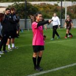 Rita Ferro Rodrigues Instagram – 1500 raparigas vindas de todo o país para jogar futebol ! É sempre um dia mágico na Cidade  e este ano, entre os jogos, estão a aprender mais sobre violência de género, como prevenir, como identificar , como ajudar, como denunciar. Jogadoras , arbitras , treinador@s, técnic@s, tod@s junt@s através do futebol a combater a violência de género. 
#goalscore @apav_online @uefa_official @europeancommission @portugal 
#fpf #futebol #mulheres#igualdade