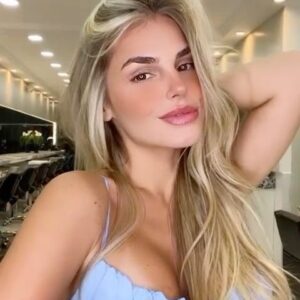 Rita Tiecher Instagram - Cabelo feito pela rainha dos loiros @veruskaeleres !!!

I'M BOSS 😛

Quem concorda comenta 🥰😍