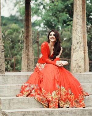 Ritika Nayak Instagram - Happy diwali everyone ✨⭐️

Photographer - @nn.photography 
MUA - @rameshkumar8501 
Hair - @sknsankar 
Stylist - @towindia @akankshakj 
Outfit - @aayushimaniarofficial 
@purplethoughtsind @swati_happe @akankshakj @akshay_khurana__