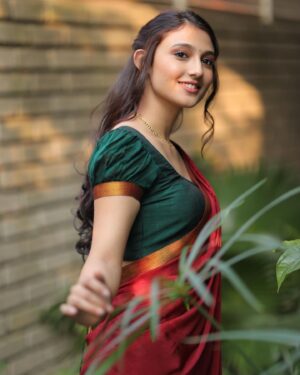 Ritika Nayak Instagram - Hogya pkka!!!! 😝

Photographer - @nn.photography @_sachin_.photography 
Makeup Artist - @makeupbyprashanthi 
Stylist - @aayeshaa.mariam 
Outfit - @lakshmireddydesignerstudio 
@swati_happe 

#ritikanayak