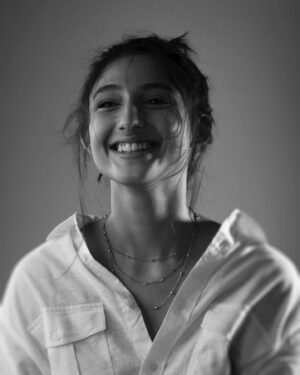 Ritika Nayak Instagram - Sm:)e 

📸 - @rachitarora_ 
Make up - @dinkymaggo 

#ritikanayak #protrait #protraitphotography