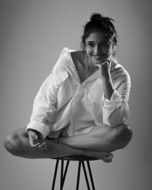 Ritika Nayak Instagram - Sm:)e 

📸 - @rachitarora_ 
Make up - @dinkymaggo 

#ritikanayak #protrait #protraitphotography