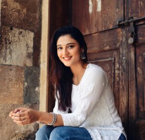 Ritika Nayak Instagram - Koshish me kashish hai✨.
.
.
.
📸: @harshpatel.ph 
@swati_happe
.
.
.
.
.
#ritikanayak