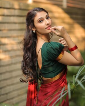 Ritika Nayak Instagram - Hogya pkka!!!! 😝

Photographer - @nn.photography @_sachin_.photography 
Makeup Artist - @makeupbyprashanthi 
Stylist - @aayeshaa.mariam 
Outfit - @lakshmireddydesignerstudio 
@swati_happe 

#ritikanayak
