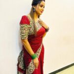 Riya Vishwanathan Instagram – Saree @march8collection 
Blouse stitching @saleemakamal 
.
.
.
#saree #sareelover #pic #picoftheday 
#promotion #ootd #shoot #workmode 
#maha #zeetamil #sandakozhi 
#riyavishwanathan