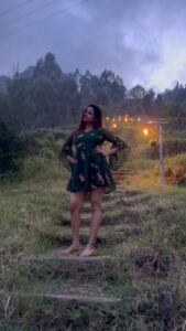 Riya Vishwanathan Instagram - Enjoying every single day of my life ❤️ . . Locay @tehycaofficial #promotion . #réel #reelitfeelit #reelsinstagram #reelkarofeelkaro #beingmyself #happyme #vacation #vacaymode #maha #riyavishwanathan