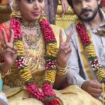 Riya Vishwanathan Instagram – Presenting Maha weds Vikram making scenes from the set of #sandakozhi 
. @studio_vilvam 
.Vc & Ec @rajaelangovan_offi 🫂 
#sandakozhi #maha #vikram #zeetamil