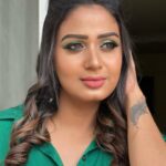 Riya Vishwanathan Instagram – Mobile Clicks Raw Pics💯

Makeover for Gorgeous @riya.vishwanathan ❤️
@kalaiartistry 
Hair @uma_rajesh_makeupartistry

For Bridal Bookings Contact 9884700039
@kalaiartistry