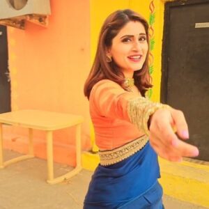 Riyanka Chanda Instagram - Dekh rahe hain na aap #anokhabandhan
shaam 7 baje sirf @dangal_tv_channel par

#anokhabandhan #dangal #romanticreels #obekhabar #trending #trendingreels