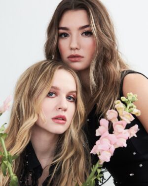 Roan Curtis Instagram - Idk her

Photographer: @megantoriglia 
Makeup: @katieelwood 
Hair: @erinklassenhair 
Wardrobe: @catherineregehr
Art Direction & Styling: @kelsknauf