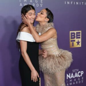 Robin Thede Instagram - When your aunt brings you to the @naacpimageawards on your 13th birthday and (swipe) can’t resist embarrassing you 😂😂😂 Love you Stella!