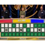 Robin Thede Instagram - Reminder: nothing is impossible 😜 (swipe for video)