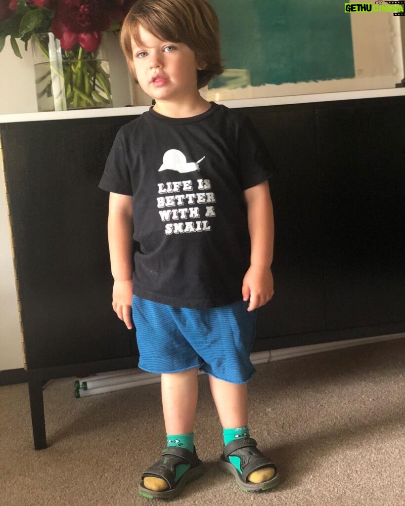 Robin Tunney Instagram - When your kid starts insisting on dressing himself and he looks like a tourist in Europe who makes you feel embarrassed to be an American. #socksandsandals