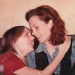 Robyn Lively Instagram – Con amore siempre… 
L’amour you like crazy! Happy birthday sweet sissy! You make my world a happier place. 💖🥳