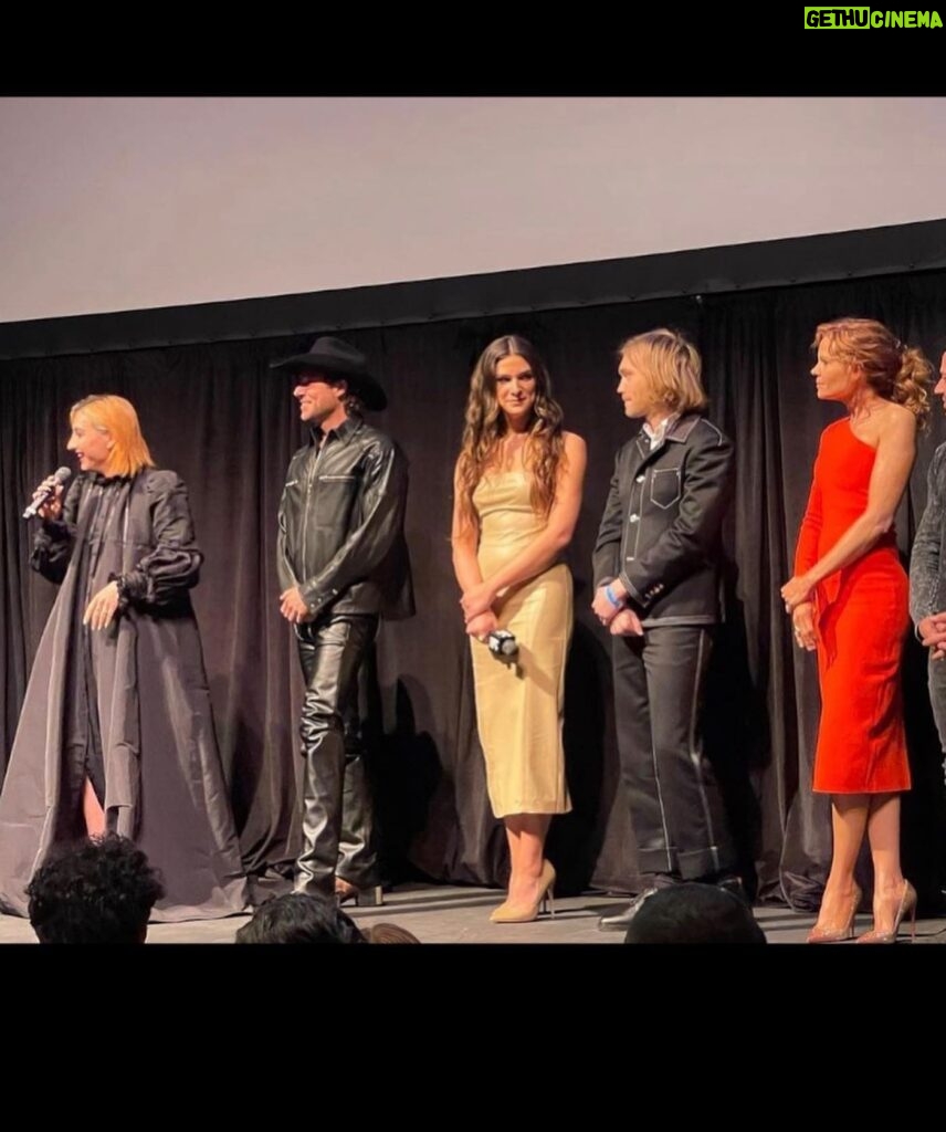 Robyn Lively Instagram - An honor to celebrate @nationalanthemfilm opening night @sxsw! Insanely proud to be amongst this incredibly talented cast and the creatives that brought it to life! @lukegilford @ldentertainment @charliefplummer @eveclindley @masonalexanderpark @renerosado @katearizmendi I love u all ❤️