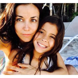 Rocío Verdejo Instagram - Soy feliz de ser madre de este par, me completan, no puedo pedir mas, son mis grandes maestros, gracias S y J por hacerme madre con todo lo que significa... por escogerme en esta vida para ser su mami, son mi motor, mi balance,  mi mundo!!!! Feliz día de las madres a todas por aquí, feliz 10 de Mayo. A mi madre que es la mejor maestra  que me pudo tocar! #diadelamadre