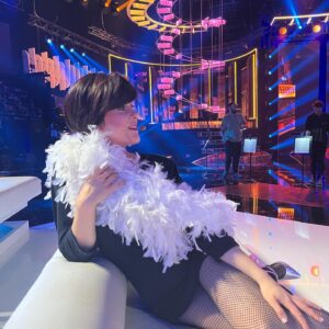 Roko Instagram - Gracias a todos por vuestros mensajes bonitos. 
Mi homenaje de corazón a una de las artistas que más ha dado por el teatro, el cine y la música en este país. Nuestra chica yeyé, Concha Velasco. 
Gracias siempre @tucaramesuena @gestmusic @antena3com por seguir dejándome sacar ropa del baúl y jugar a ser otr@s por un ratico. 
Se avecina temporada potente. 
#tucaramesuena #tcms