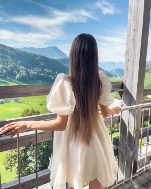 Roksana Janiszewska Instagram - The dreamiest place in the world, Switzerland. 🇨🇭🐮🏔️ Here’s a dump of our first few days here before we get MARRIED! Eeeeek 💒👰🏻‍♀️💍