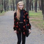 Roksana Janiszewska Instagram - #ad SWIPE FOR A SURPRISE… I feel that some of you see me as a stylish person now which comes with the label of “fashion influencer” but it’s not always been this way 😂 Inspired by @itvxofficial new show “Tell Me Everything” I am back again this week showing you guys some of my teenage starter pack moments and some bad fashion choices. Looking back at my fashion sense and style trends back then is so cringy but it shaped my fashion choices now so I don’t regret it one bit! Hope you guys can laugh at my expense 😂 #TellMeEverything
