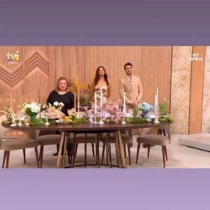 Romana Instagram - @emfamiliatvi hoje foi assim!! Gratidão 🙏🥰HABIBI