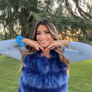 Romina Pierdomenico Instagram - Che sia una bellissima giornata anche per voi amici !Io weekend in compagnia della mamma💙