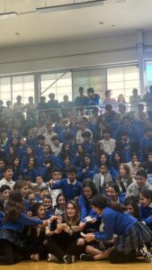 Rosa Linn Instagram - My only goal visiting Armenian schools is to inspire the kids to dream big. Cause dreamers make the change and we need them more than ever! 🇦🇲🤍 @pilibos_school