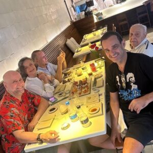 Rosamaria Murtinho Instagram - FAMÍLIA MURTINHO -MENDONÇA NO ALMOÇO DO DIA DAS MÃES  FELICIDADE!