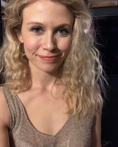 Actress Rose Reynolds HD Instagram Photos and Wallpapers October 2023