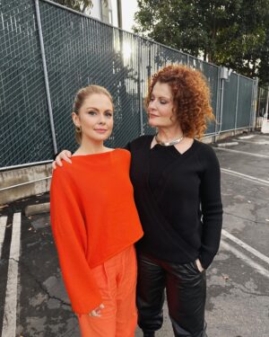 Rose McIver Instagram - Press with pals 👻