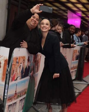 Rose Williams Instagram - what a treat to celebrate @mrsharrismovie last night 👗✨🇬🇧🇫🇷 I’ll be forever grateful for being a little part of this heartfelt ode to dreamers 🎥✨ @director_anthonyfabian 💐 thank you @dior @chercoulter @neilyoungbeauty @bjornkrischker ♥️