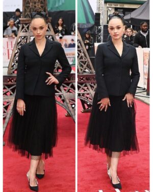Rose Williams Instagram - what a treat to celebrate @mrsharrismovie last night 👗✨🇬🇧🇫🇷 I’ll be forever grateful for being a little part of this heartfelt ode to dreamers 🎥✨ @director_anthonyfabian 💐 thank you @dior @chercoulter @neilyoungbeauty @bjornkrischker ♥️
