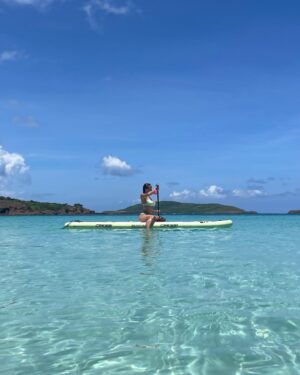 Rose Williams Instagram - The sound of coquís the taste of mofongo on sacred land in sweet waters. I 🫶🇵🇷