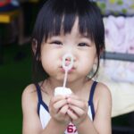 Rose Yu Instagram – 3歲的今天，我和朋友一起帶小孩子們去玩水 💦