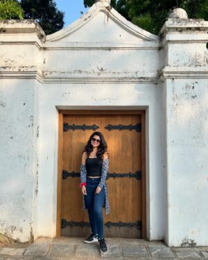 Roshni Singh Instagram - Chubbu’s frame 🖼️ 

.
#frames #fortkochi #photography #muse