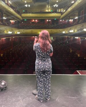Rosie Jones Instagram - Just a few piccies to summarise the last week because it’s pretty hard to put it into words. Starting the week taking part in the @londonmarathon with the elite mega babe @ivo_graham and ending the week doing my last tour show has been incredible. Don’t worry it won’t be my last tour… or my last marathon. Beep beep, toot toot!