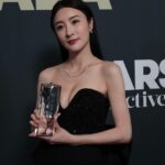 Rosina Lin Instagram - I'm honored to receive this award. 💝Congratulations to all the winners！🥂🎉#femalefilmmakeroftheyear #StarsGala #starsasianinternationalfilmfestival #佐藤健 #takerusatoh @sangipaiya #AnupamTripathi @tonyjaaofficial #陳虎