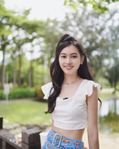 Rosita Kwok Instagram - 從來沒有想過會見到跟自己同名同姓的人 今晚見 圖2的是 郭柏妍推介給我喝的 很好喝 謝 寶🥰
