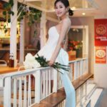 Rosita Kwok Instagram - HAPPY VDAY🩷 我的情人節已準備好 跟 我爸媽過 💗 Gown l @tobewed_official Hair l @reallllll Make-up l @renee_316 Photographer l @raymond.a7c
