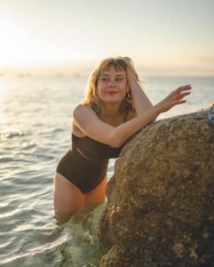 Actress Roxane Bret HD Instagram Photos and Wallpapers November 2023