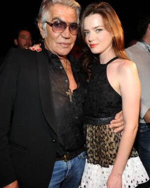 Roxane Mesquida Instagram - Roberto cavalli 🤍

I’ve had the opportunity to wear some of his amazing dresses  @roberto_cavalli