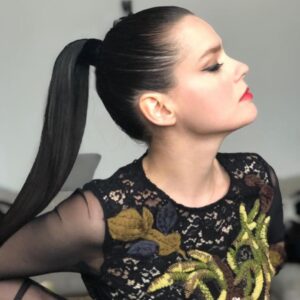 Roxane Mesquida Instagram - Behind the scenes of the premiere of @nowapocalypse Special thanks to makeup @kirinstagram hair @claytonhawkins dress @antoniomarrasofficial @violettagroup and the awesome @annickopp 🙏❤️ #nowapocalypse on @starz March 10th